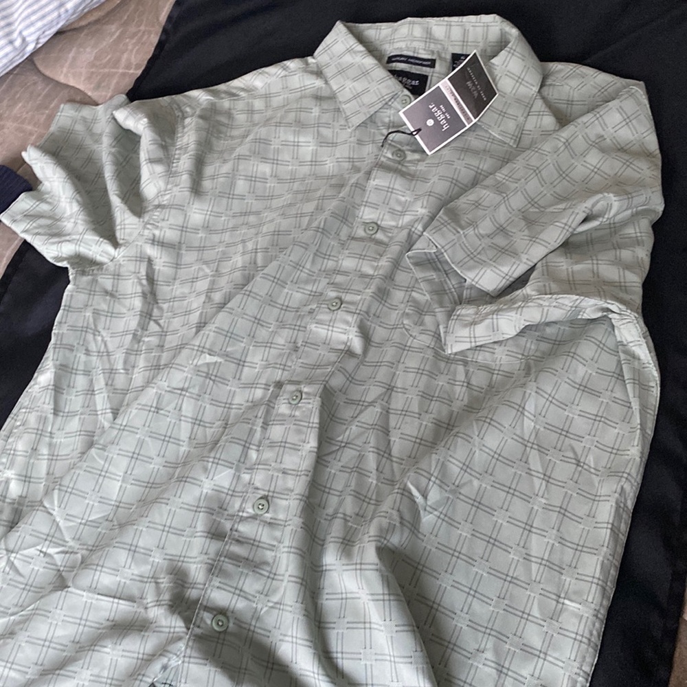 Brand New Causal Dress Down Shirt